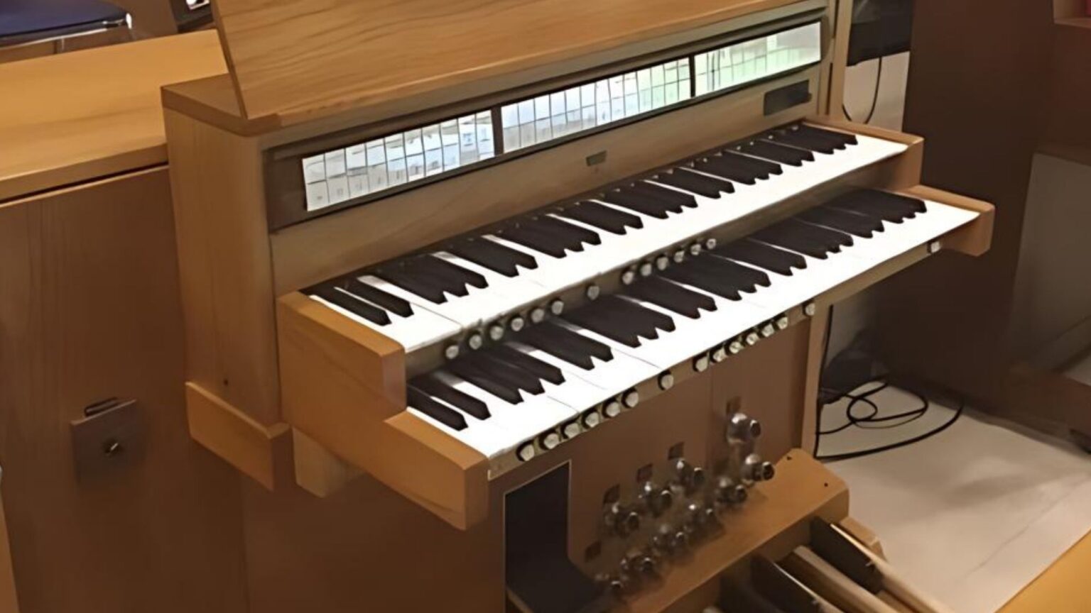 Hybrid Pipe Organs - Viscount North America