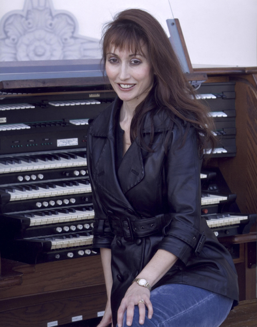 carol-williams-viscount-organs